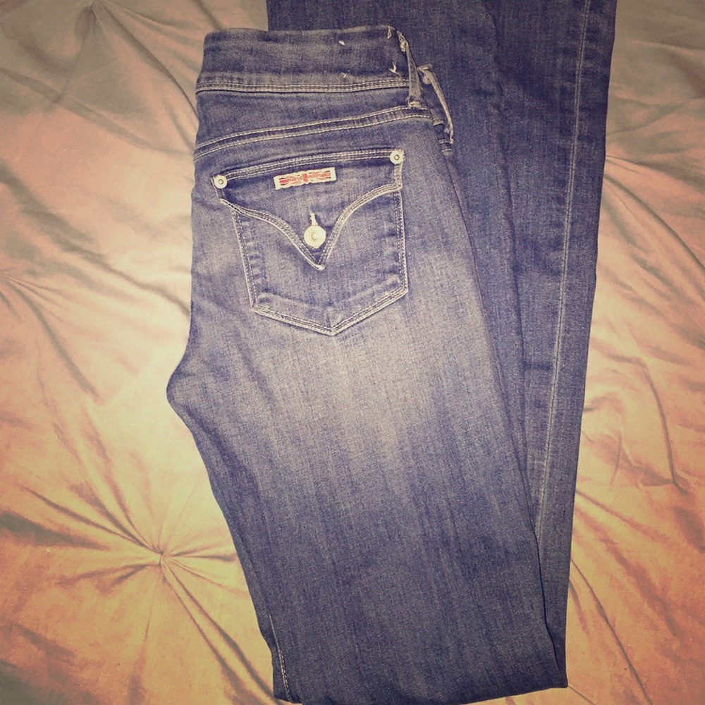 Hudson "Mia" skinny with small flare..